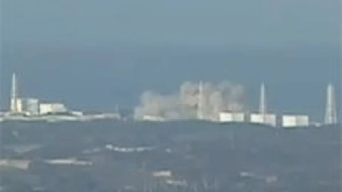 Japonezii au reluat operatiunile de racire a reactorului 3 de la Fukushima