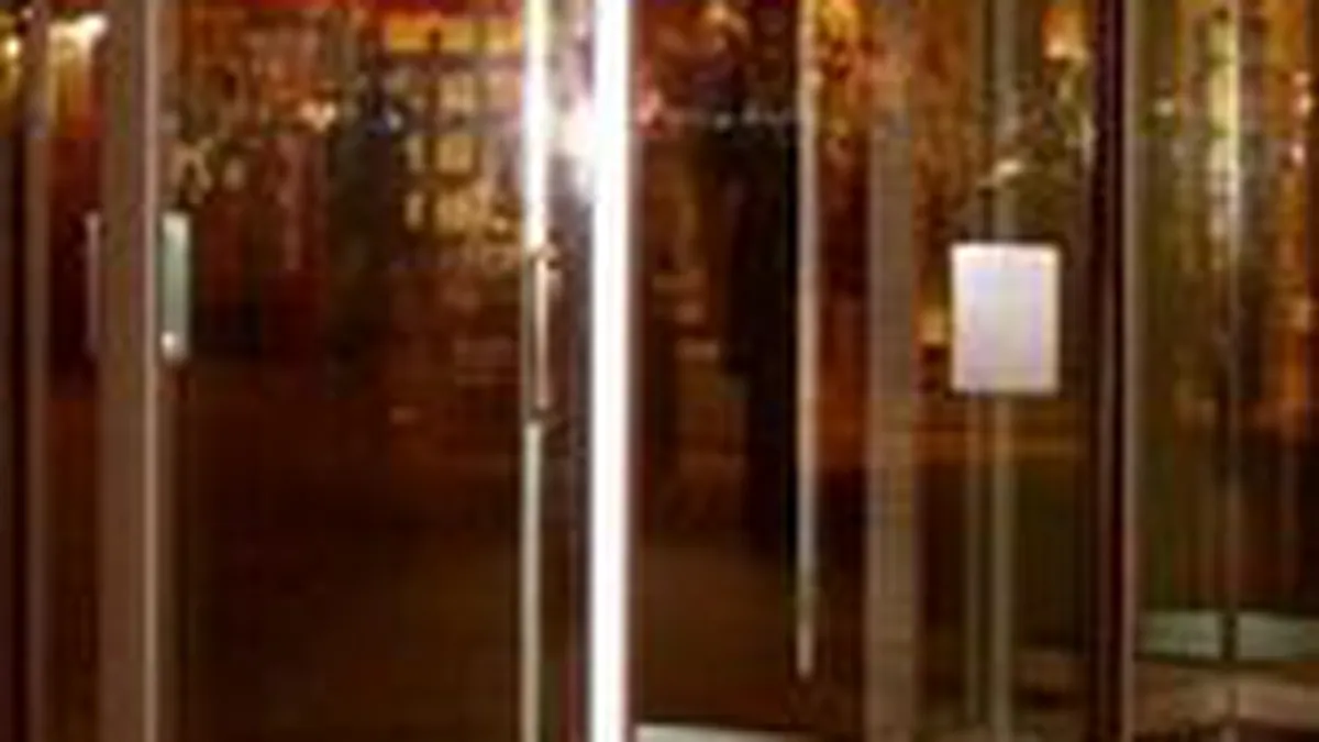 ARAI: Mall-urile au distrus comertul stradal