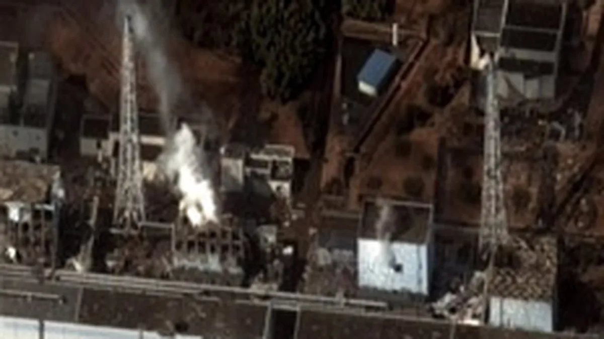 Fum negru deasupra reactorului 3 de la Fukushima. Angajatii au fost evacuati