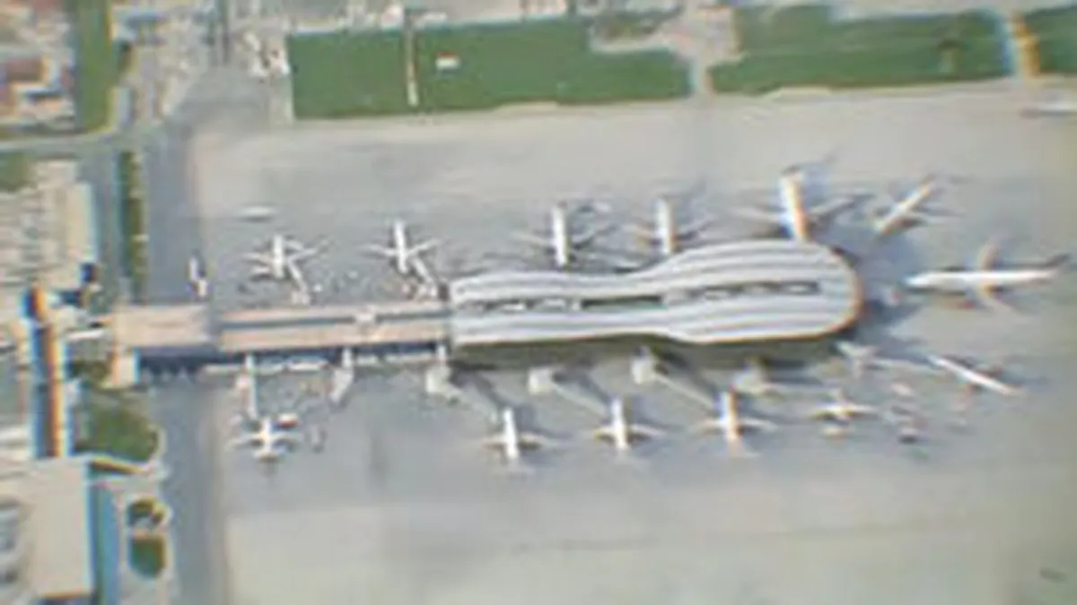 Vezi cum arata noul terminal inaugurat marti la Otopeni. VIDEO