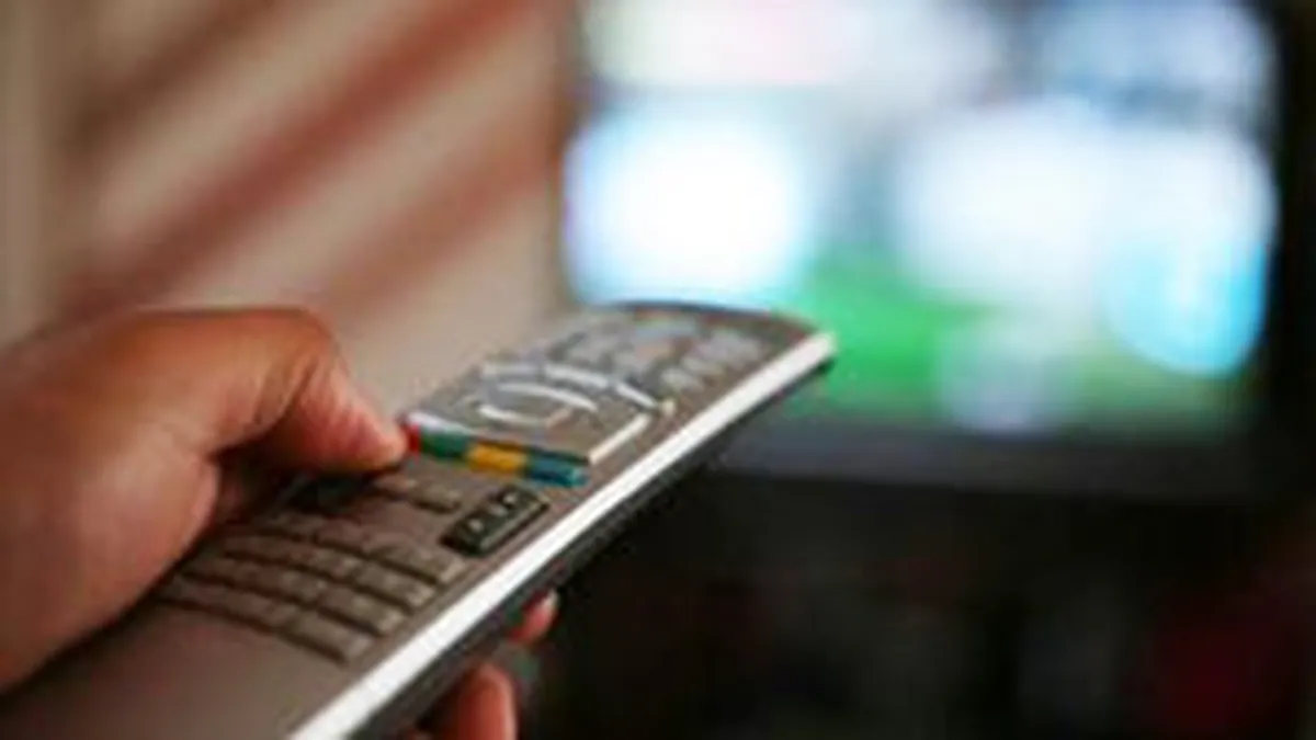 Mondenul bate politicul: Divortul lui Columbeanu, mai interesant decat soarta Guvernului