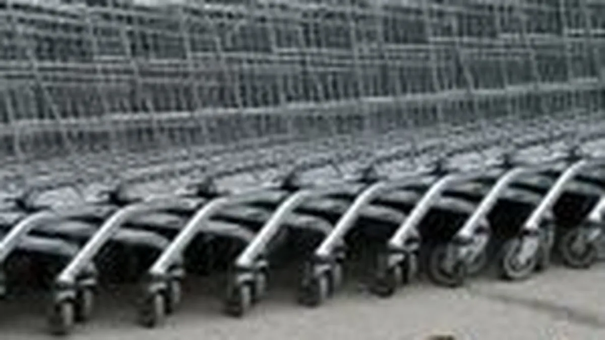 BNR: Shoppingul excesiv nu imbunatateste nivelul de trai in mod durabil