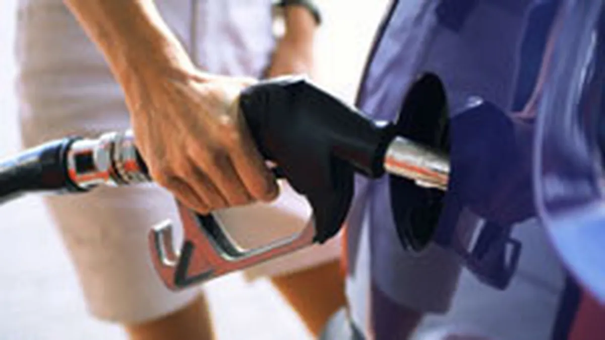 Cum influenteaza pretul combustibililor vanzarile de autoturisme
