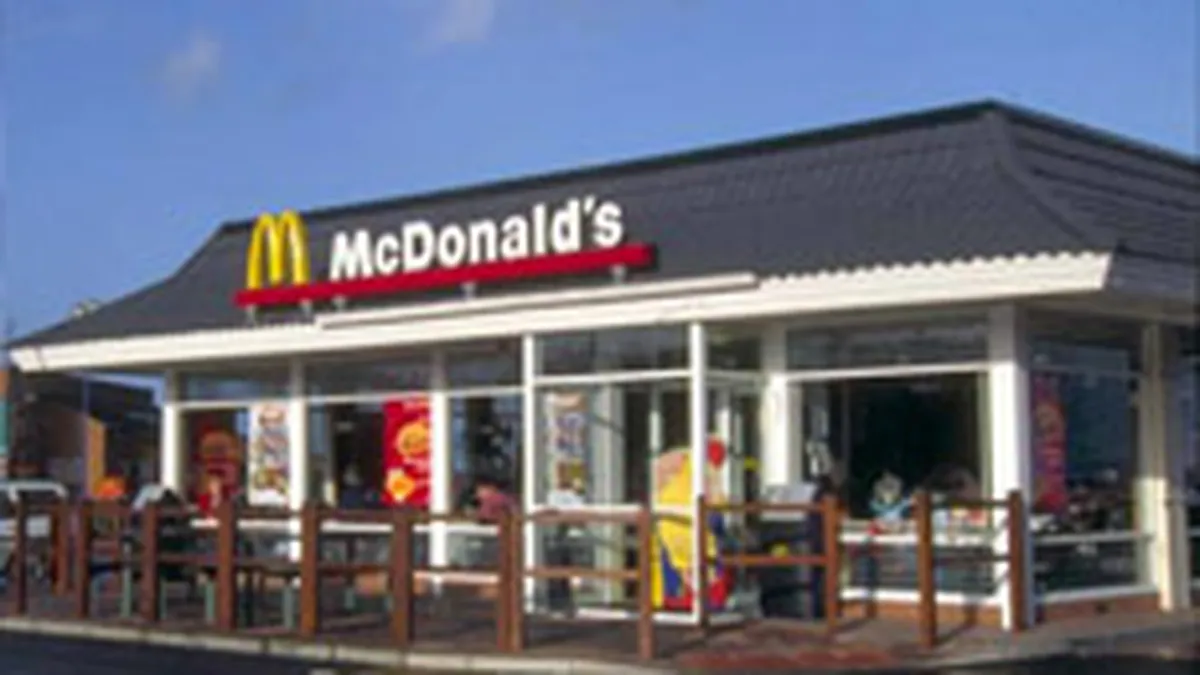 McDonald's vrea sa angajeze 50.000 de oameni intr-o singura zi