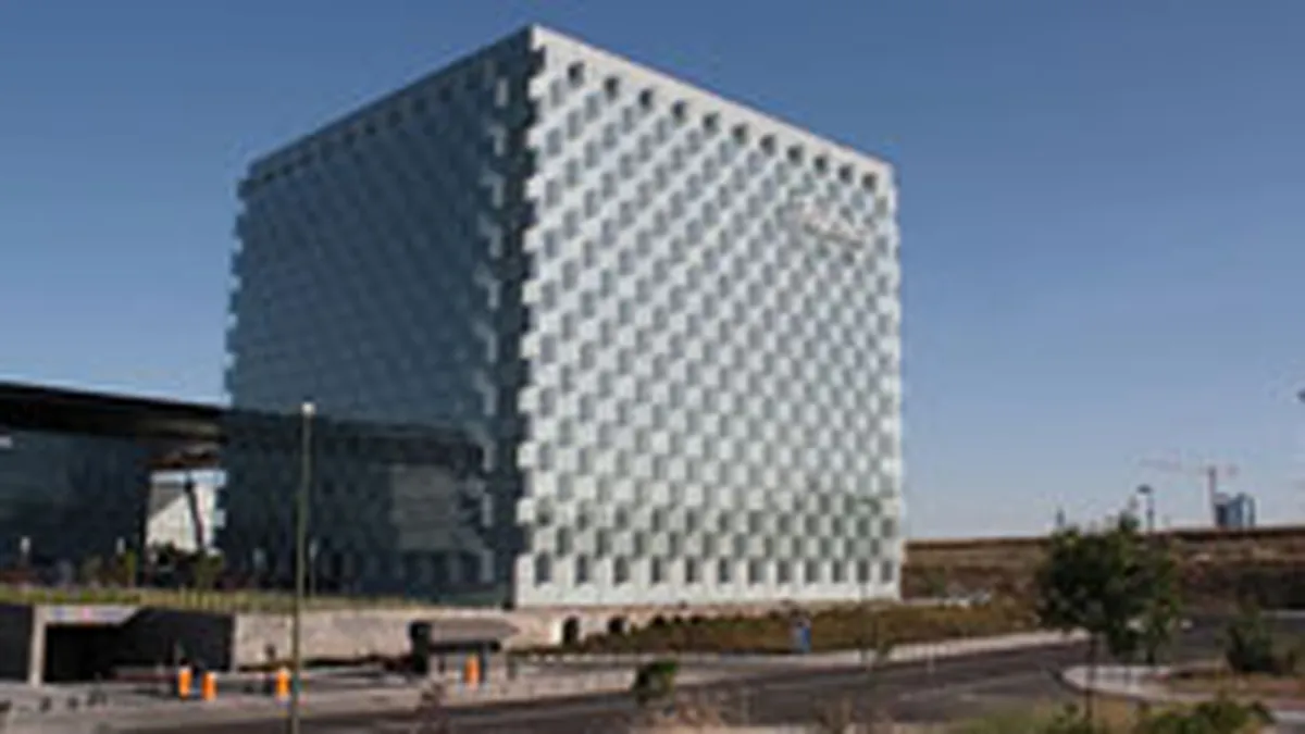 Telefonica vrea sa reduca cu 20% numarul angajatilor din Spania, pana in 2013