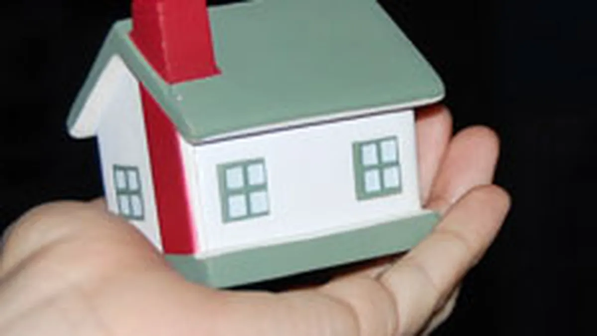 Studiu: Sub 5% din clientii interesati de locuinte mai si cumpara