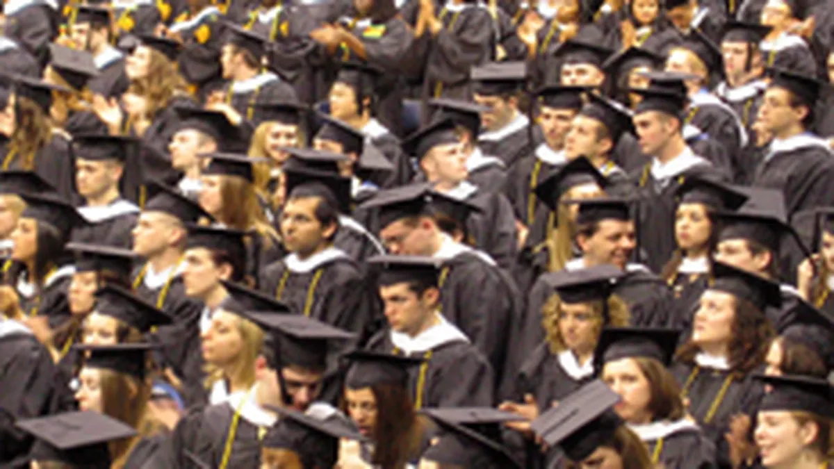 De ce nu pot lua studentii credite pentru studii?