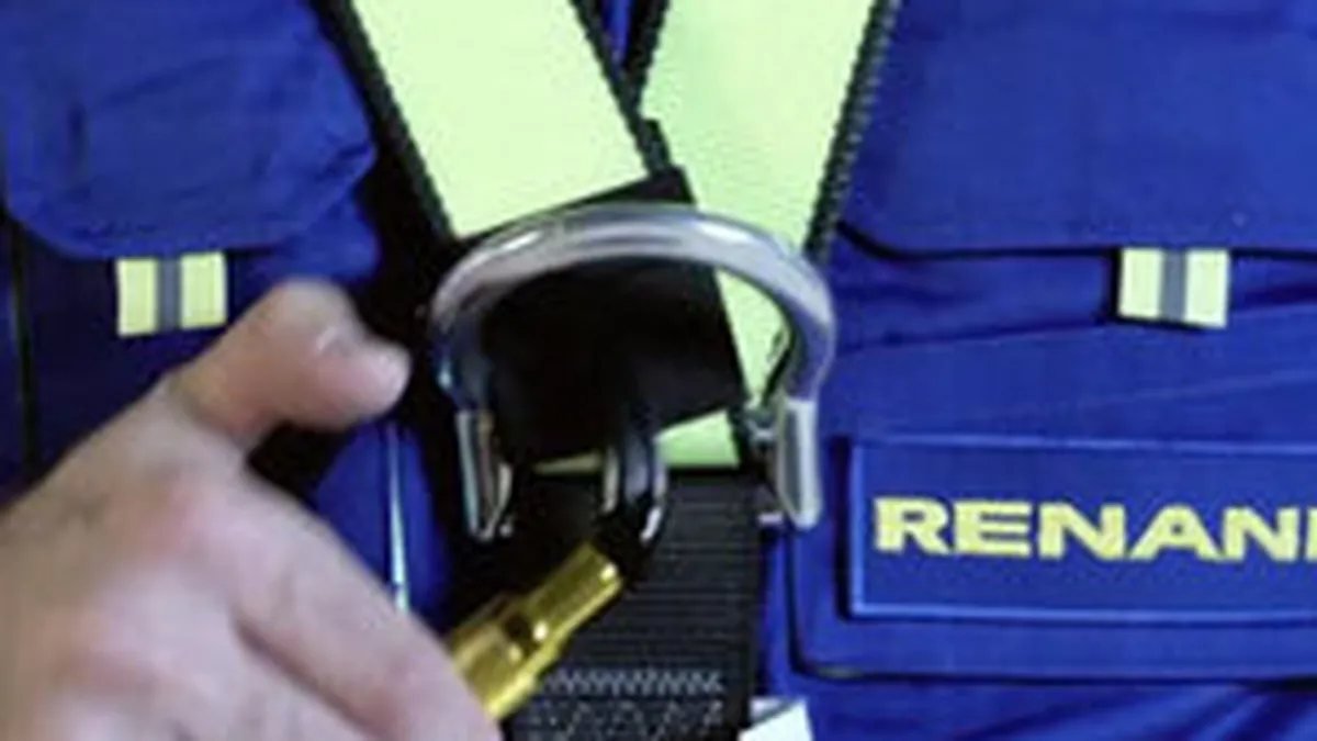 Romanii cheltuie de 2 ori mai putin decat cehii pe echipamente de protectia muncii