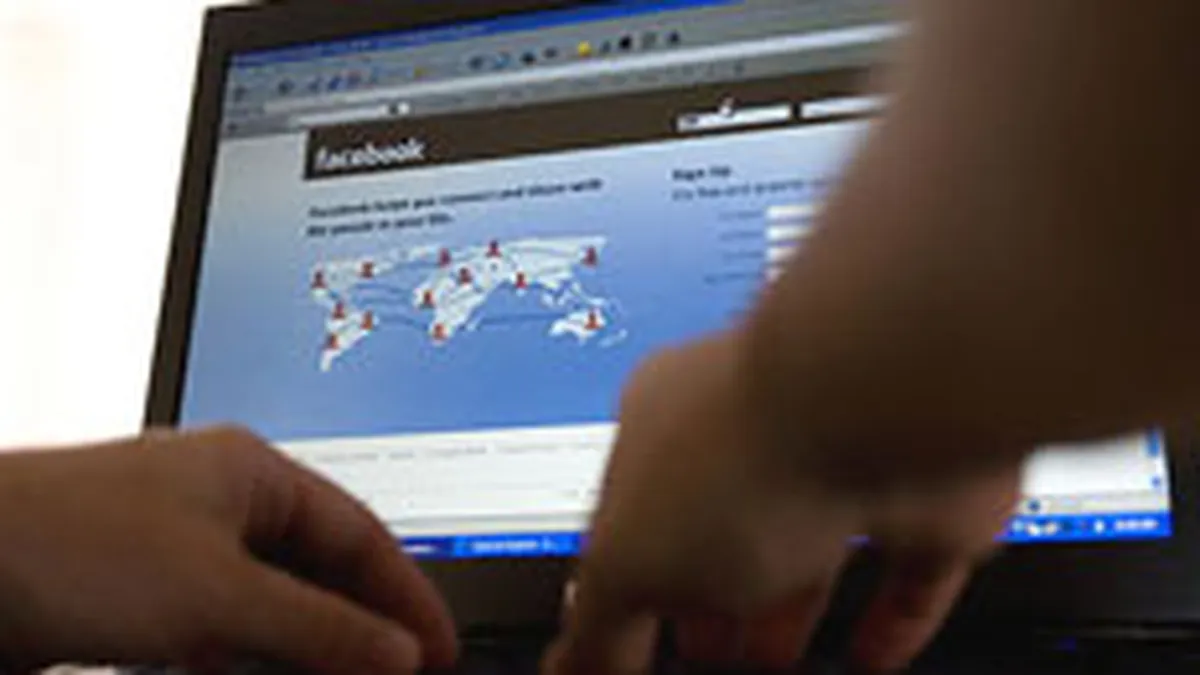 Mesajul traieste pe Facebook pana la 5 minute. Vezi cand e cel mai bine sa postezi