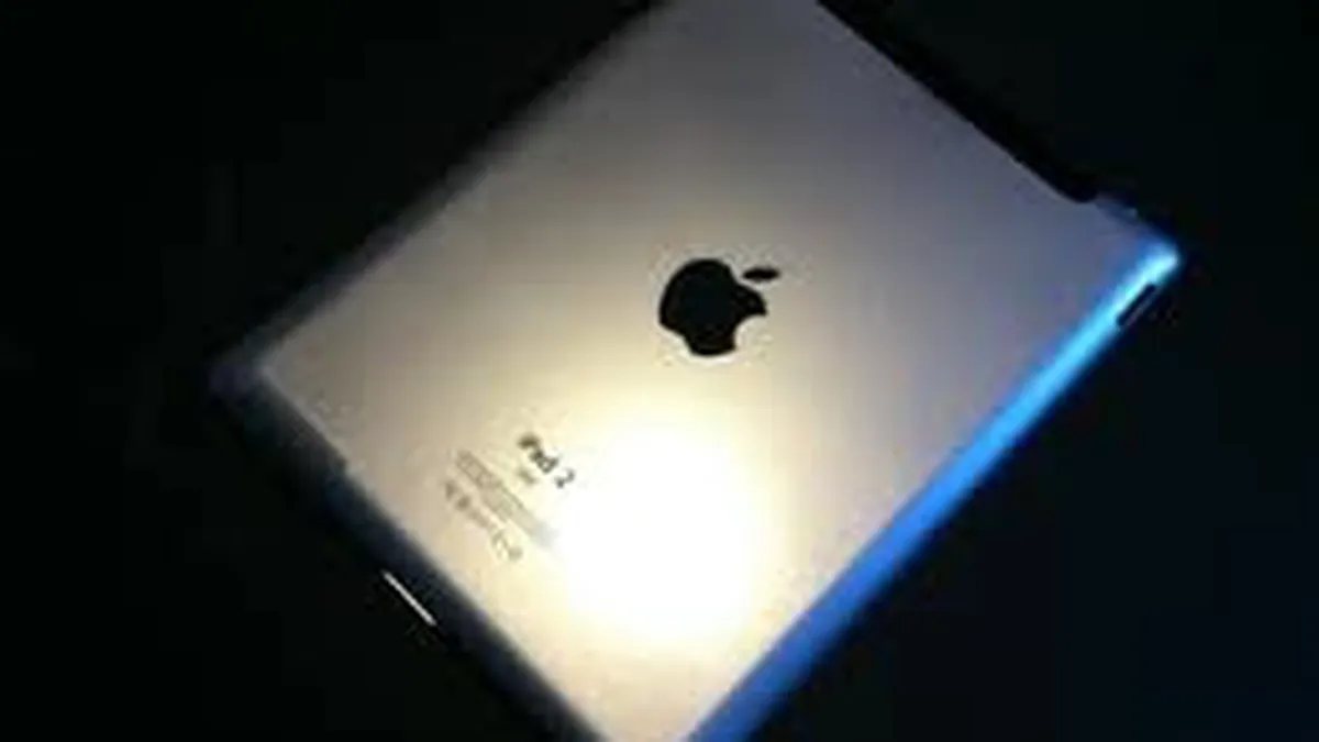 Romanii cumpara 2.000 de tablete PC pe luna. Pe termen scurt, mini-laptopurile vor scadea puternic