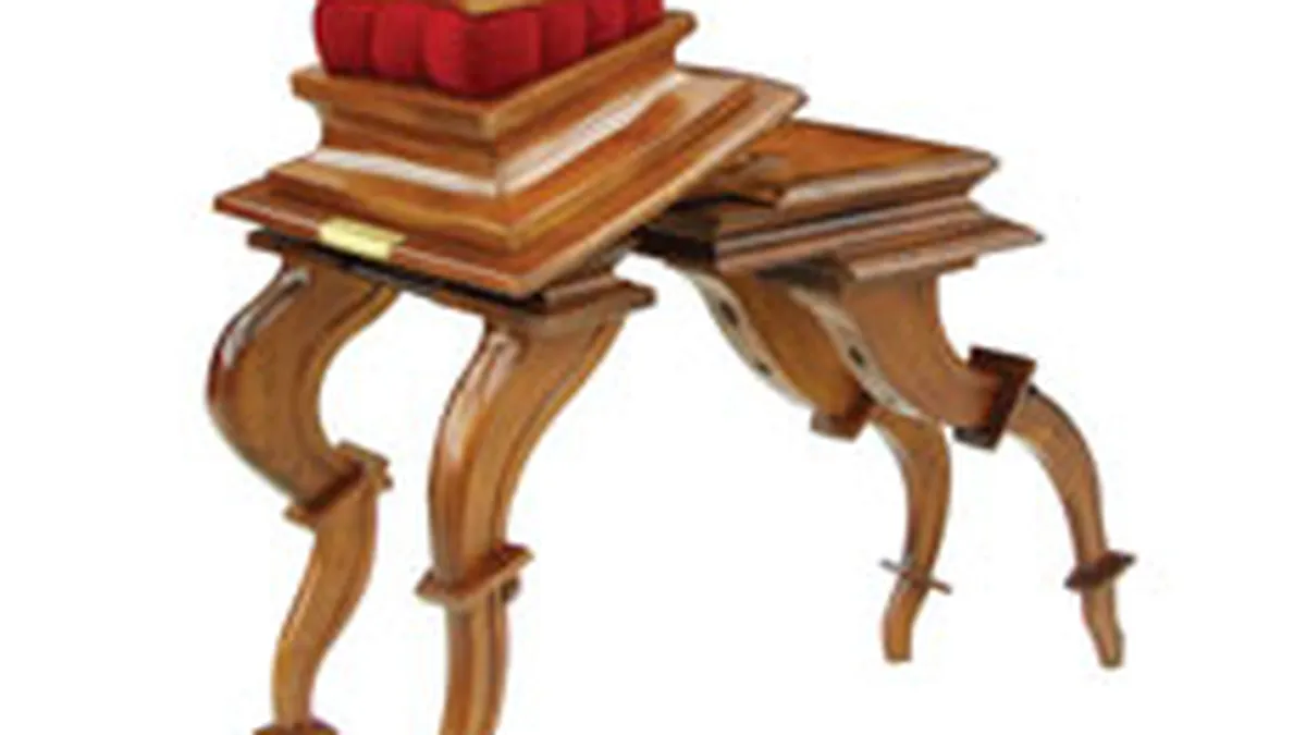 Licitatie de obiecte decorative, estimate la 168.000 euro