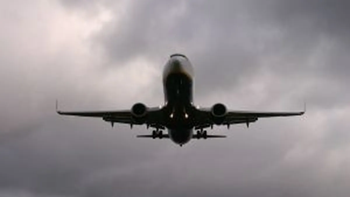 Spatiul aerian islandez a fost inchis dupa eruptia vulcanica