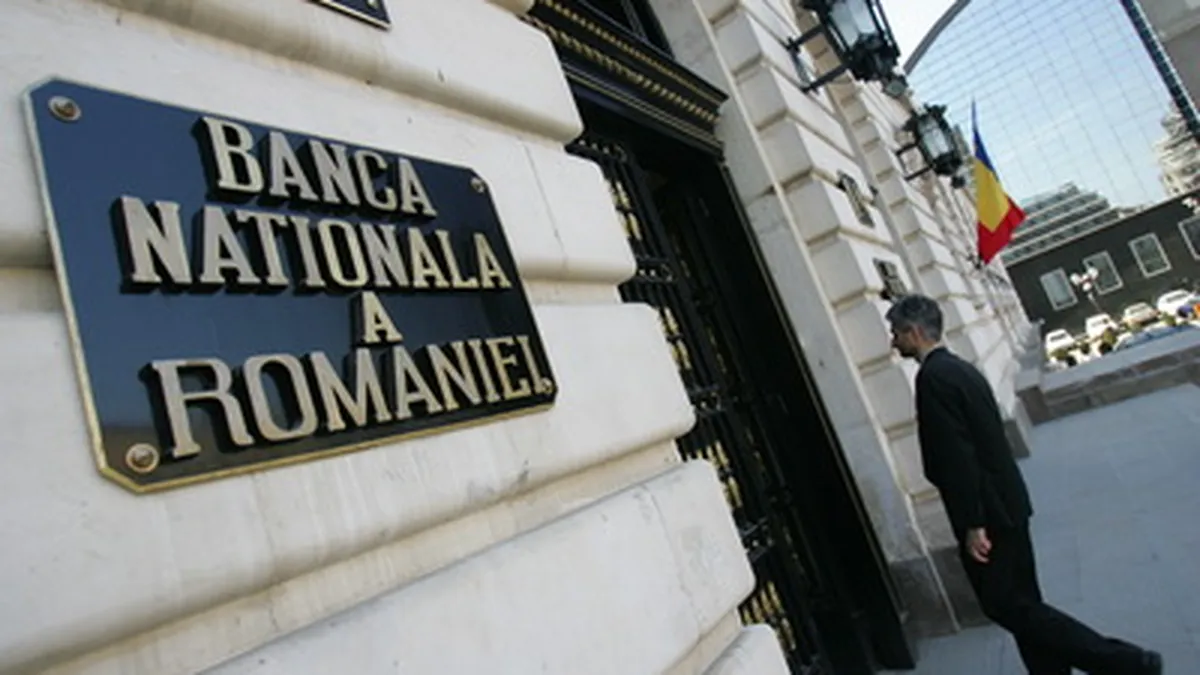 Creditul in lei a crescut in aprilie cu 1,5%, iar cel in valuta cu 0,6%