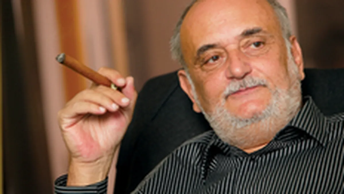 Dinu Patriciu imprumuta 5 mil. euro de la BRD pentru reteaua Mic.ro