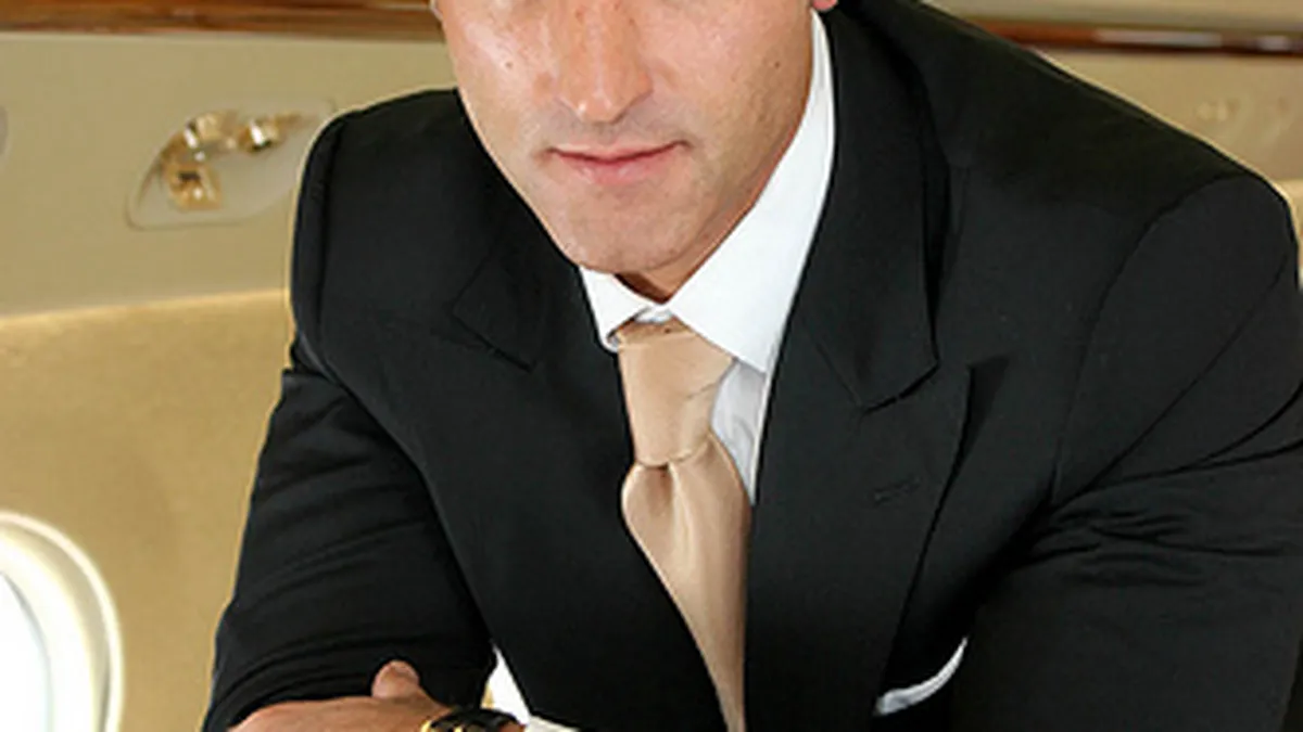 Secretul rusinos al unui magnat: are toti banii din lume, dar nu stie sa citeasca