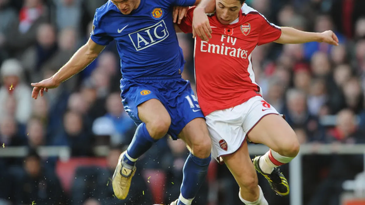 Veniturile cluburilor din Premier League au depasit 2 mld. lire in ultimul sezon