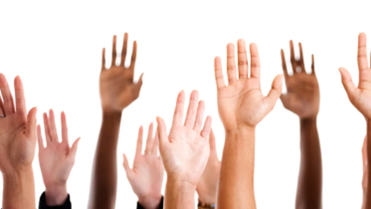 Altruism sau oportunism? De ce participa angajatii la programele de voluntariat ale companiei