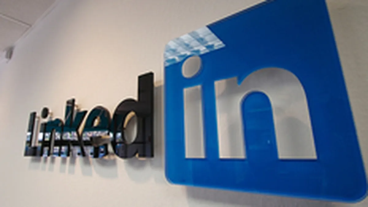 LinkedIn, disponibila si in limba romana