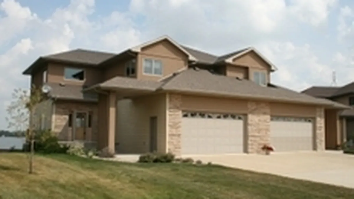 Preturile locuintelor de lux din Londra au atins un nivel record in iunie