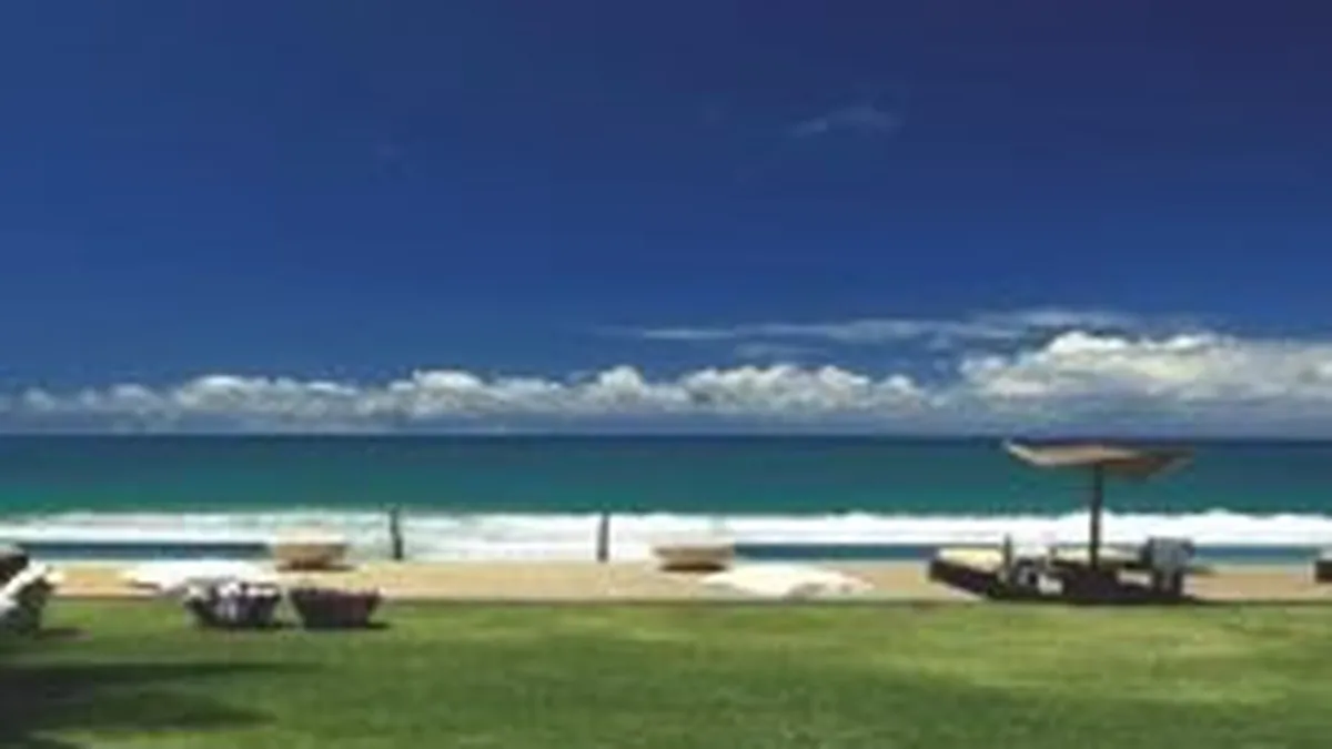 Top 10 cele mai impresionante hoteluri de lux inaugurate in 2011 (FOTO)