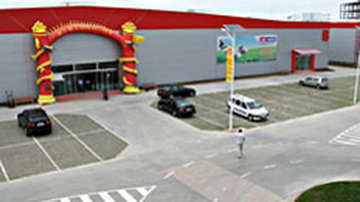 Boc: Proiectul China Town este binevenit, eu am inaugurat o investitie, nu un act de comert