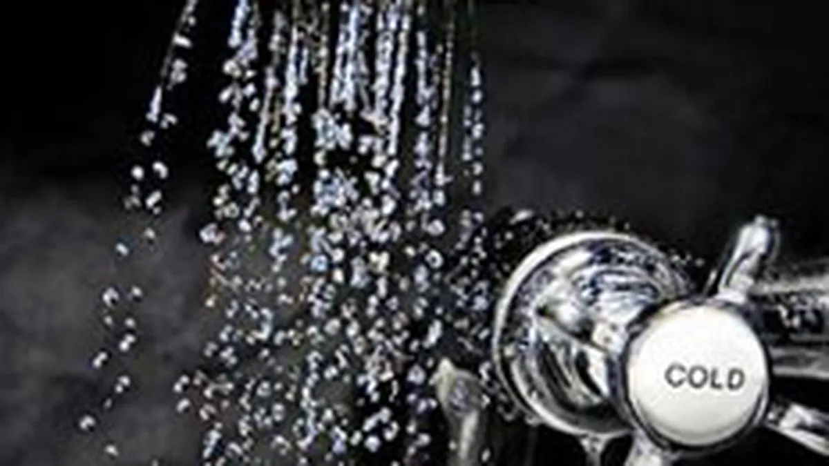 Bancile mici isi revin dupa dusul rece al crizei. Cele mari inca mai tremura