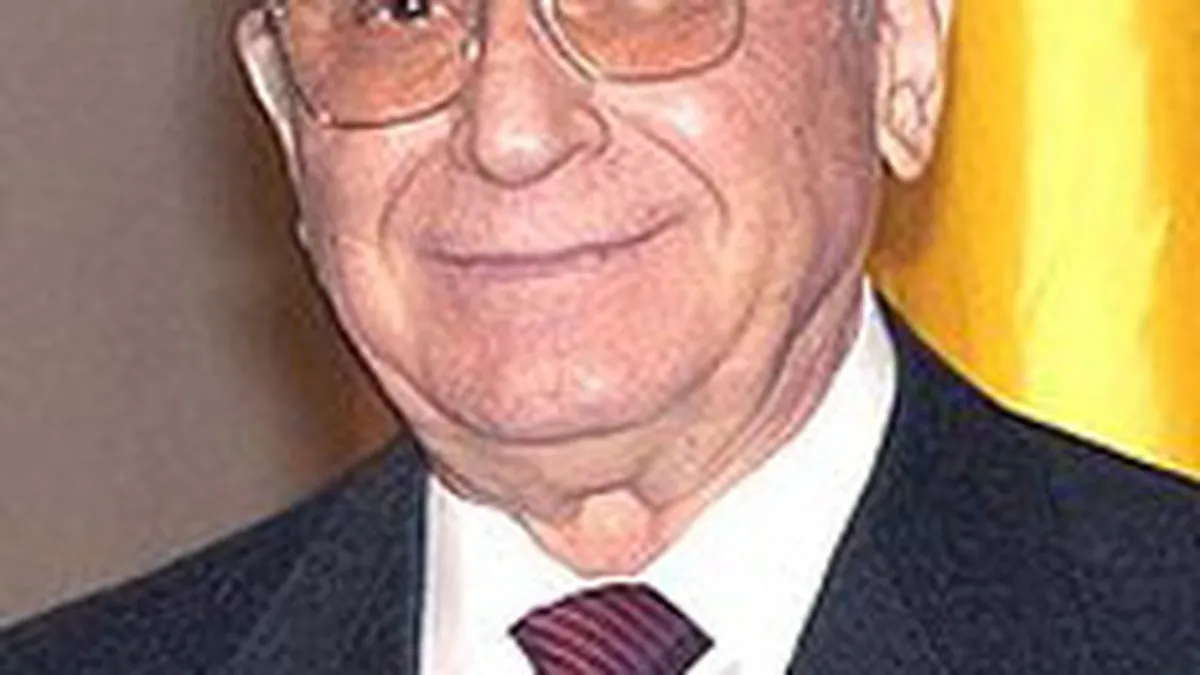 Iliescu: Neprofesionalismul Guvernului Boc, factor suplimentar de risc in fata crizei economice