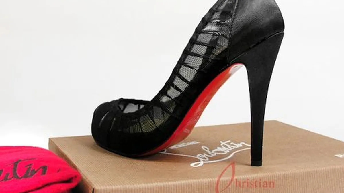 Regele pantofilor de lux pierde in instanta in fata Yves Saint Laurent