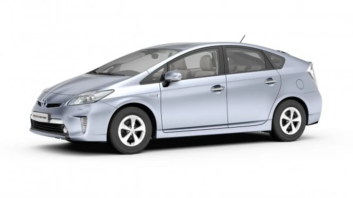 Toyota va prezenta in septembrie versiunea de serie a Prius Plug-in Hybrid