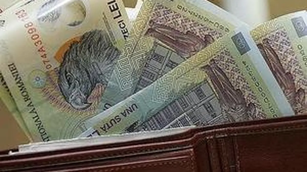 Castigul salarial mediu net a fost de 1.471 lei in iulie, aproape neschimbat fata de iunie