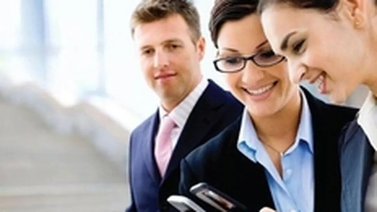 Plati bancare, si de pe telefonul mobil