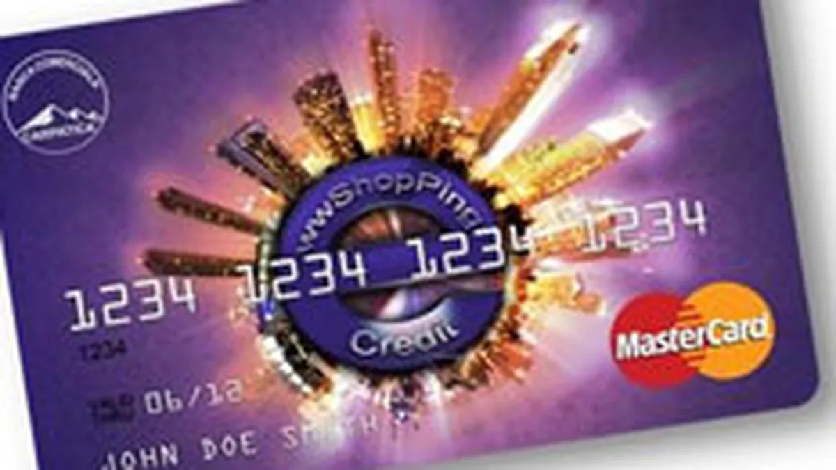 Carpatica a lansat un card de credit dedicat cumparaturilor online