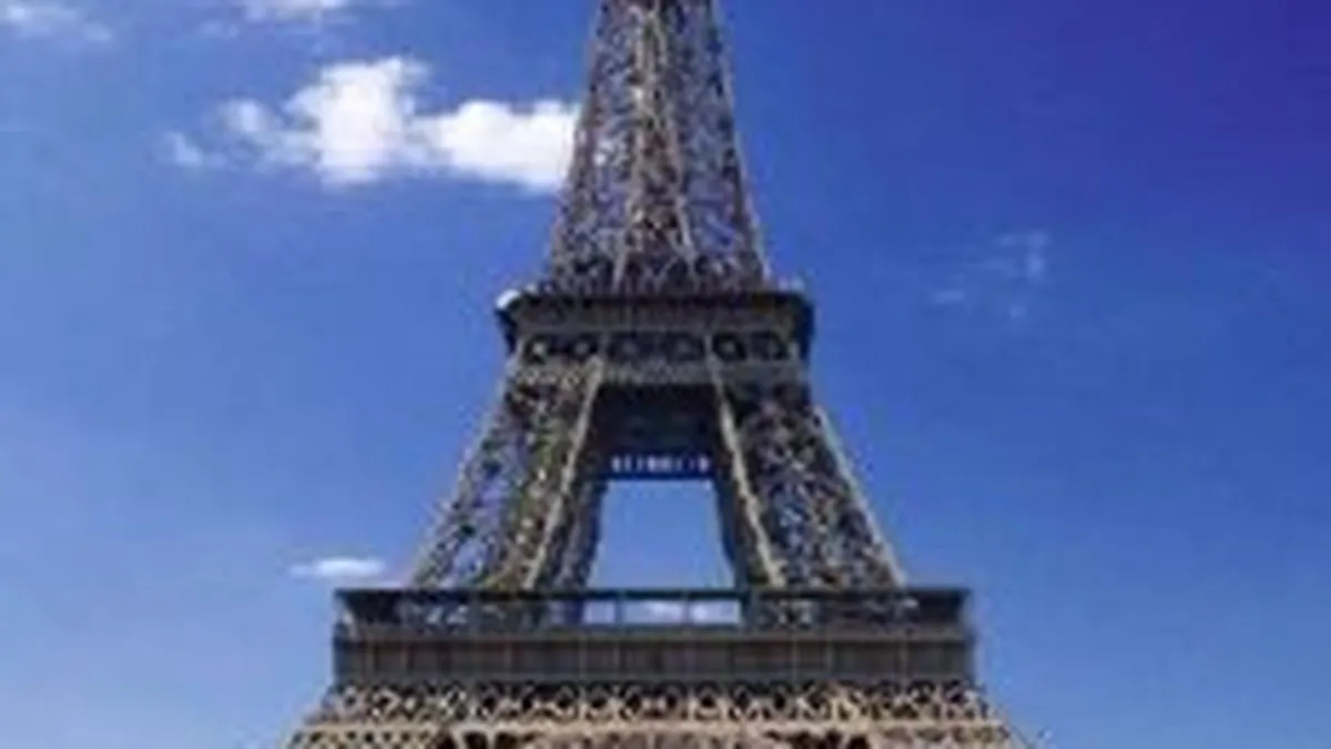 Fitch a retrogradat la negativ perspectiva Frantei