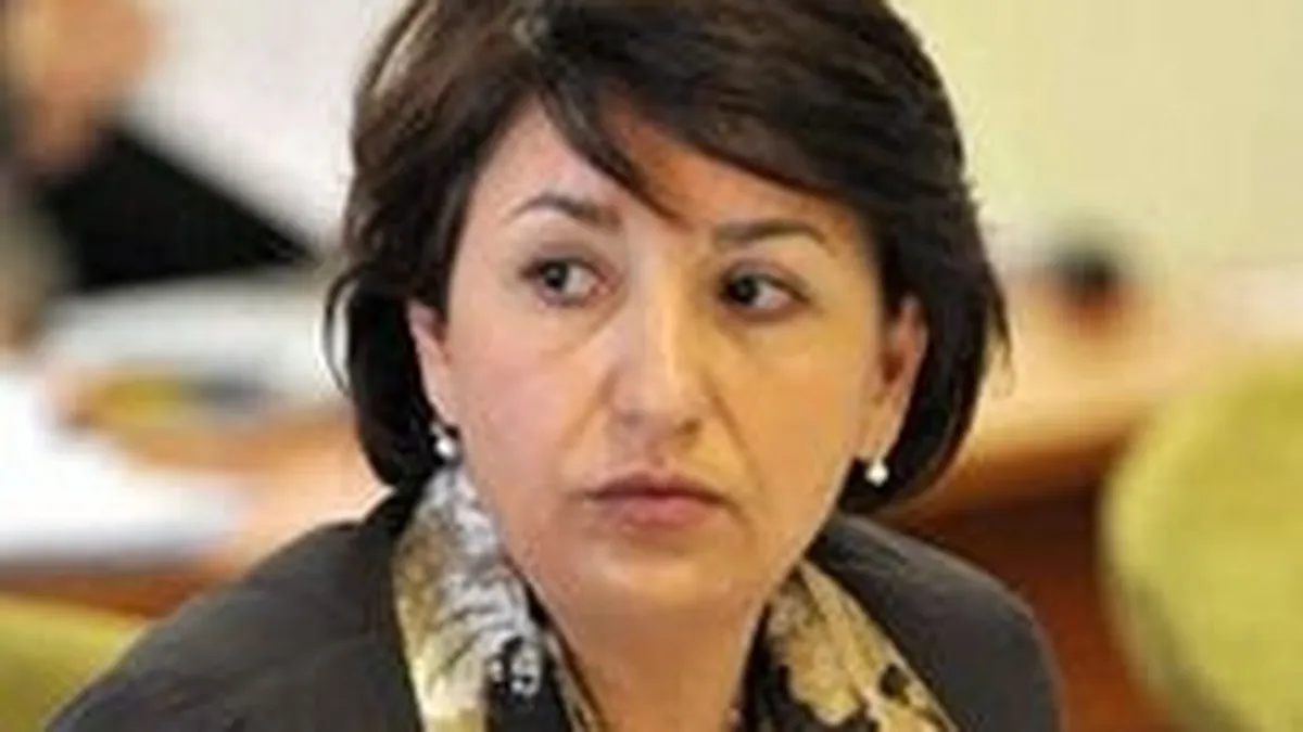 Sulfina Barbu: Mentinerea restrictiilor pentru lucratorii romani este fara justificare economica