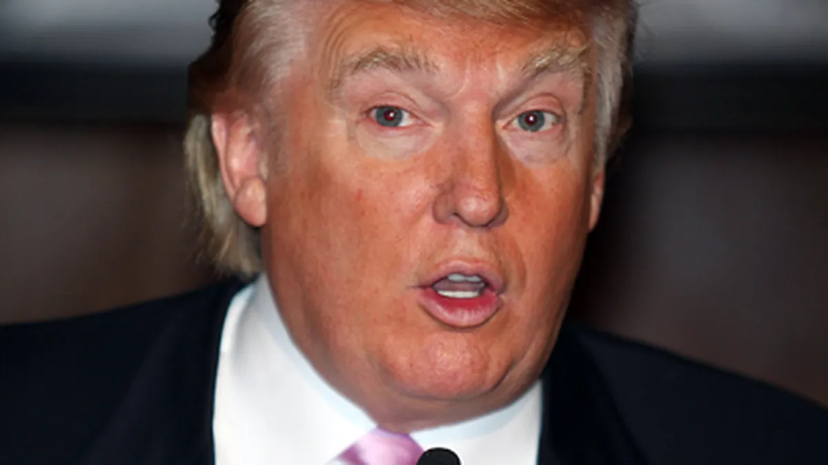 Donald Trump a demisionat din Partidul Republican pentru a candida independent la presedintia SUA