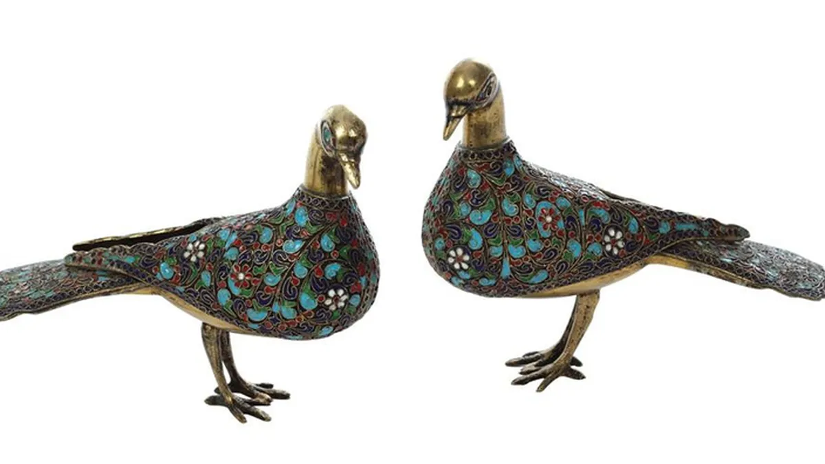 Daruri excentrice primite de familia Ceausescu, scoase la licitatie (FOTO)