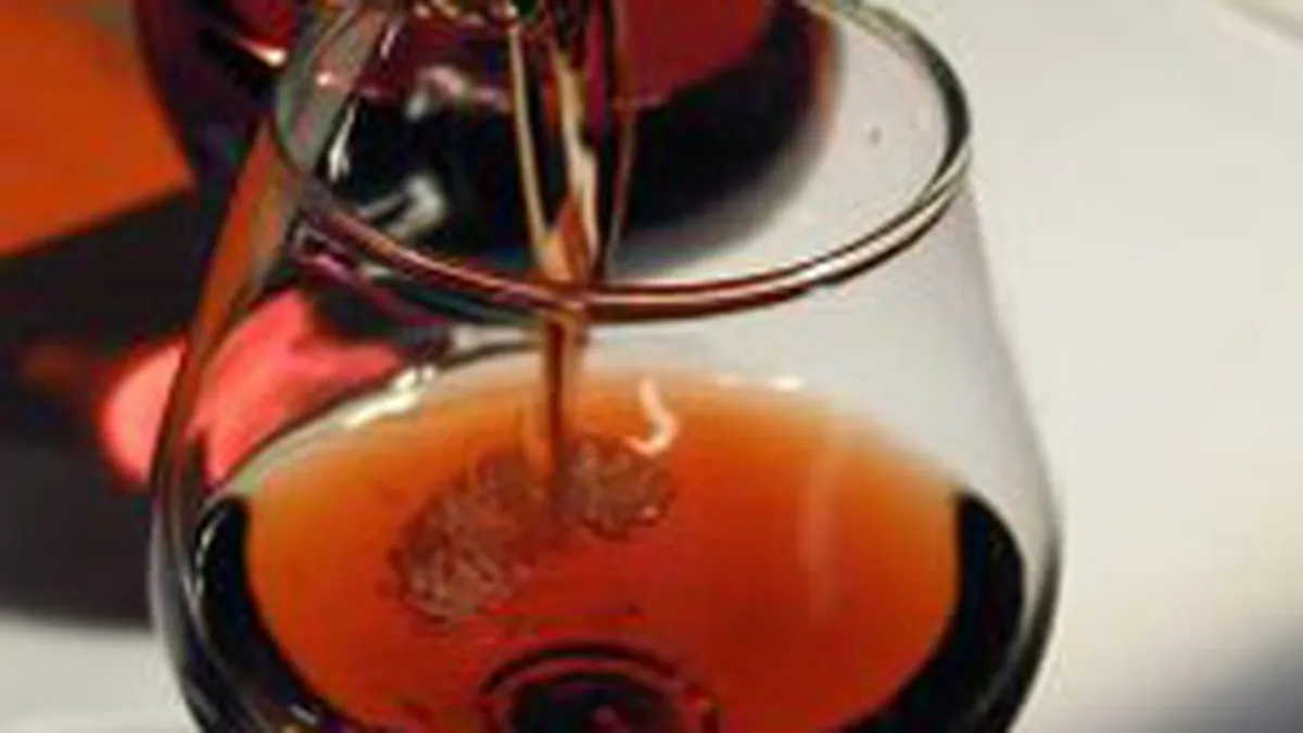 Record de vanzari la coniac: 5 sticle pe secunda