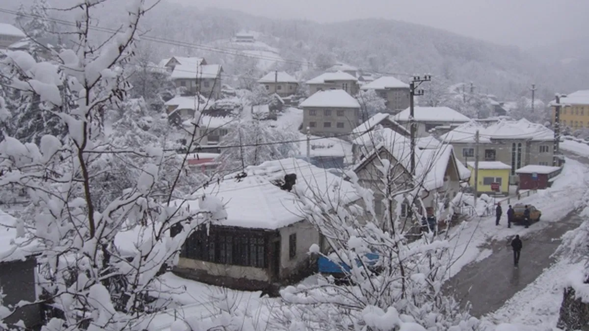 Romania, sub zapada. 36 de localitati sunt complet izolate