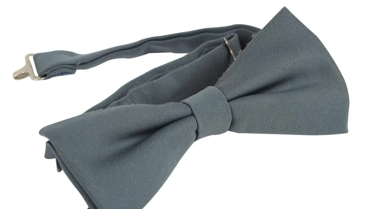 Cu cat s-au vandut la licitatie obiectele din filme si spectacole de teatru celebre