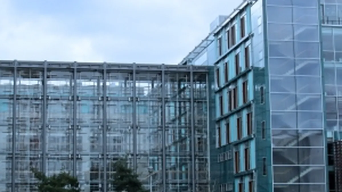 Unde iti faci birou? Cum te atrag principalele orase din tara