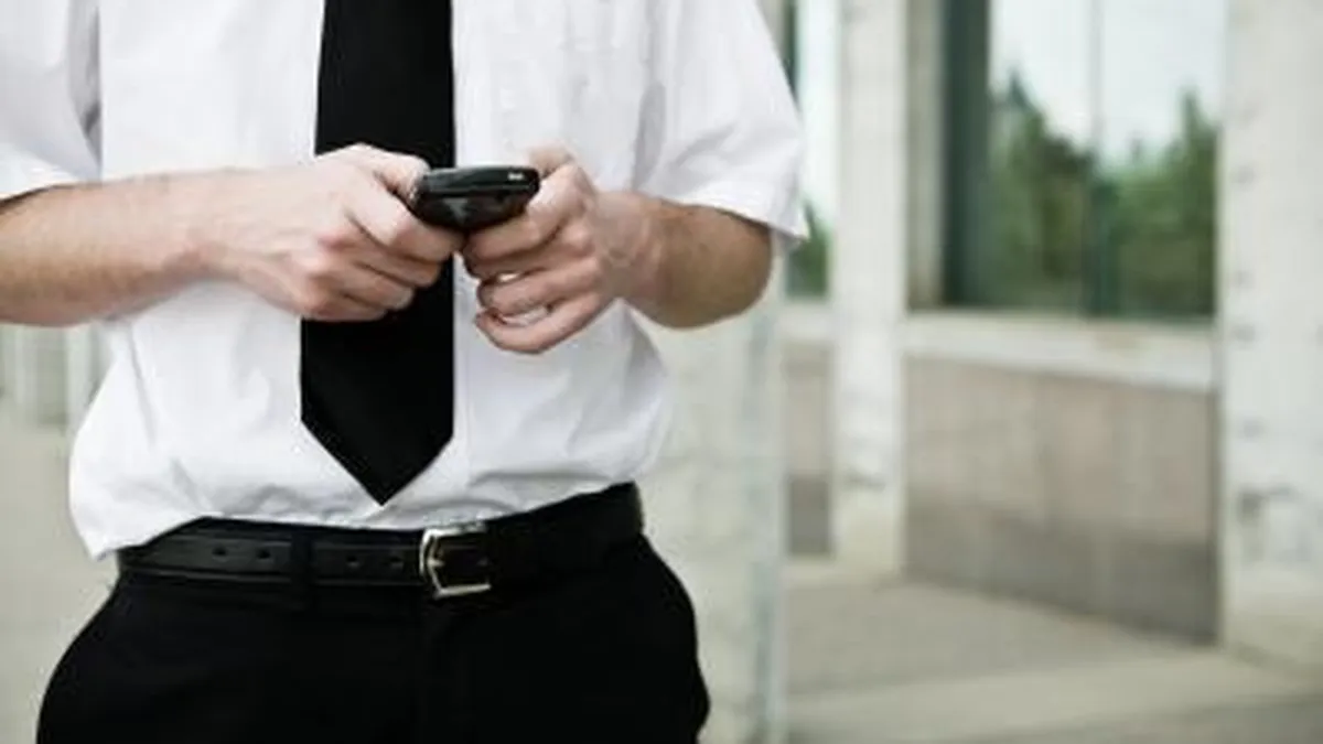 Mai trebuie un operator de telefonie? Concurenta se moleseste