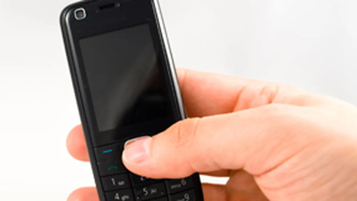 Plata parcarii prin SMS, o piata atacata de operatorii de telefonie