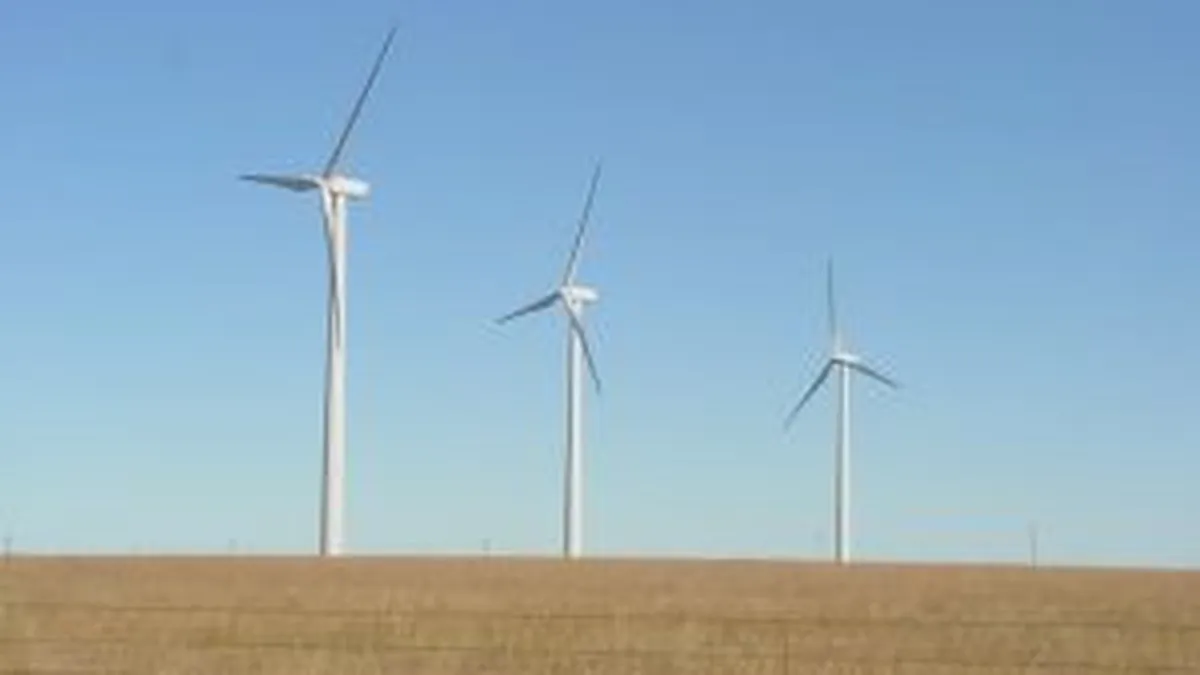 Productia de energie eoliana s-a triplat in primele doua luni