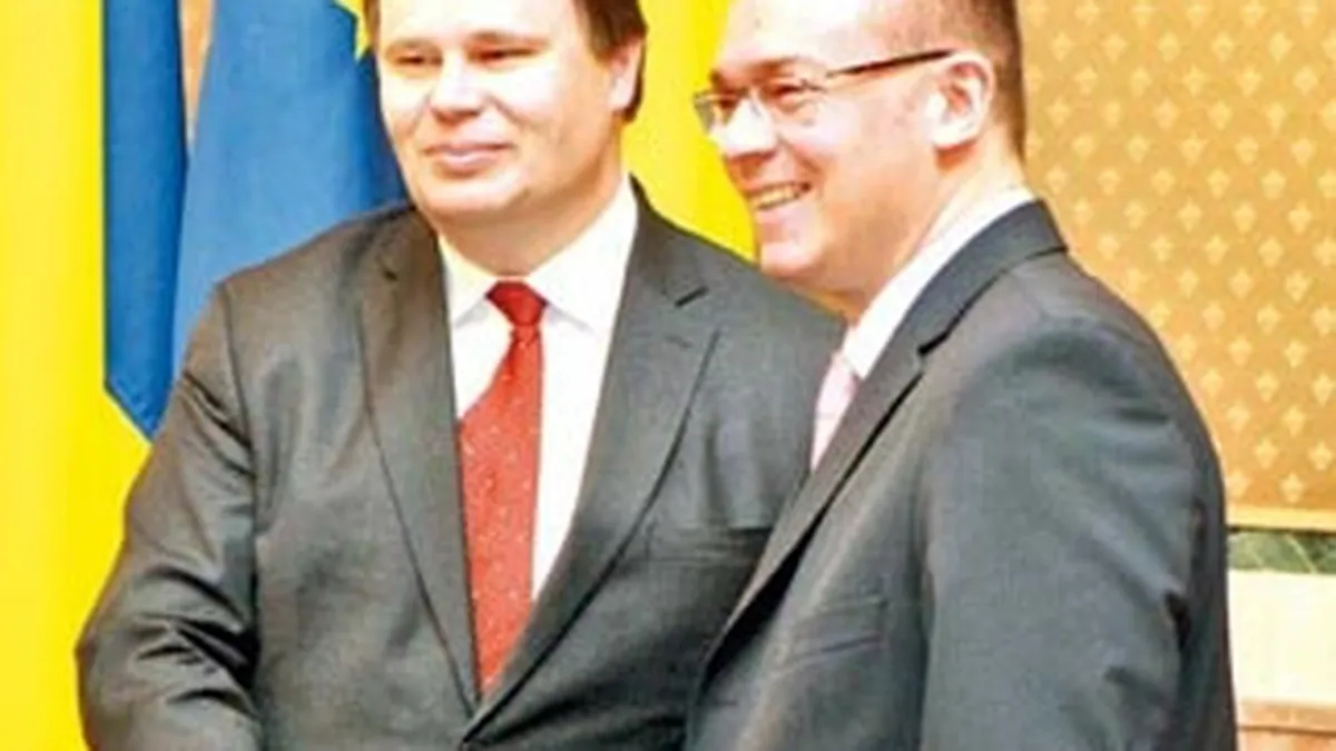 Ungureanu isi pregateste debarcarea? De ce a amanat intalnirea cu FMI