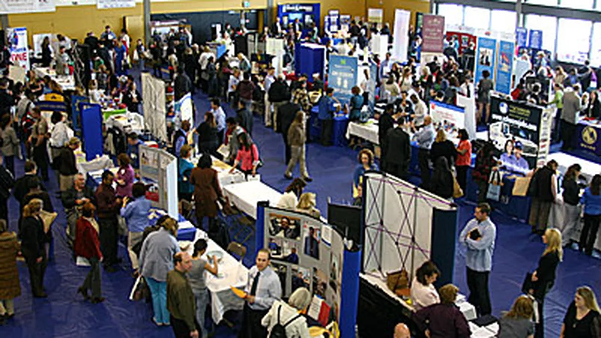 Peste 10.000 de locuri de munca vacante in perioada 3-9 mai