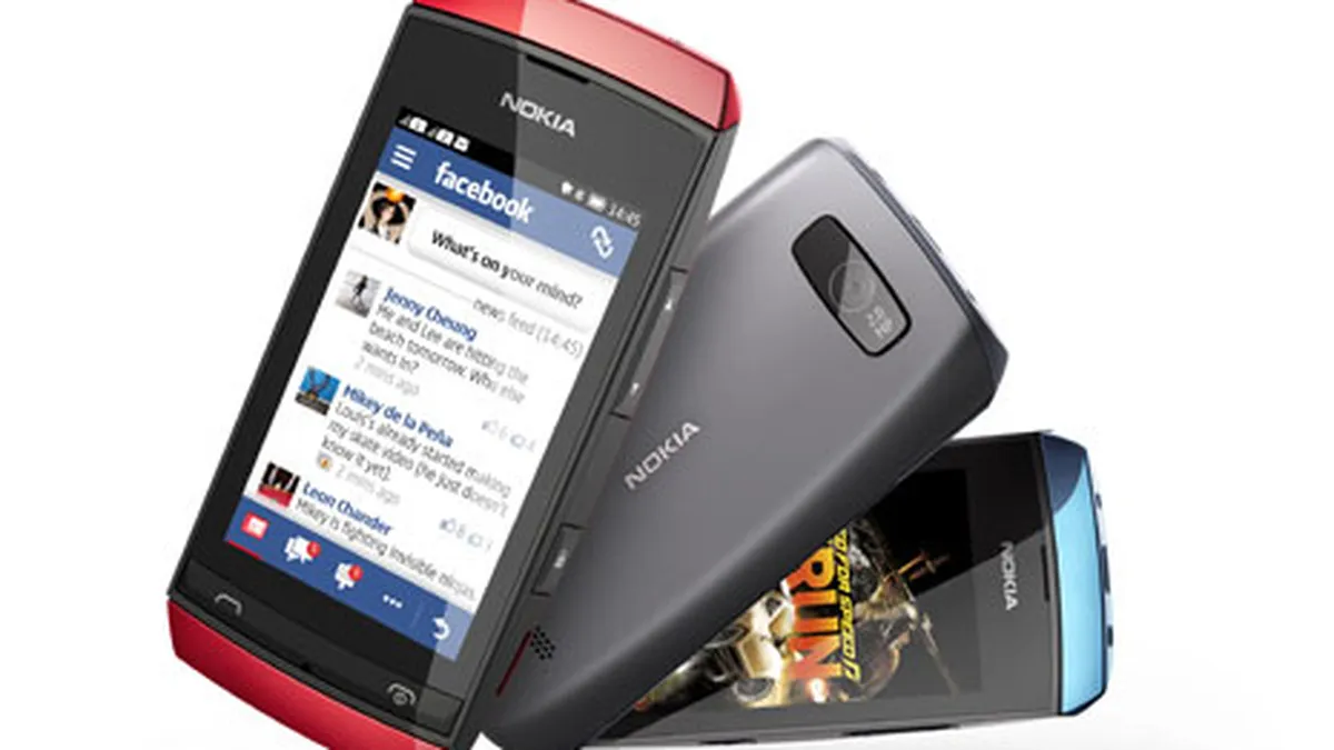 Nokia a lansat trei telefoane care imita smartphone-urile
