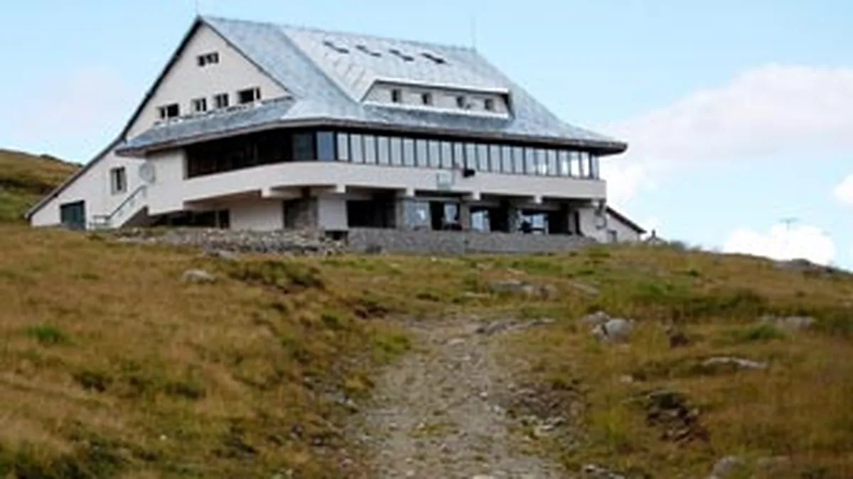 Efectele crizei asupra turismului romanesc. Vezi cat au scazut veniturile