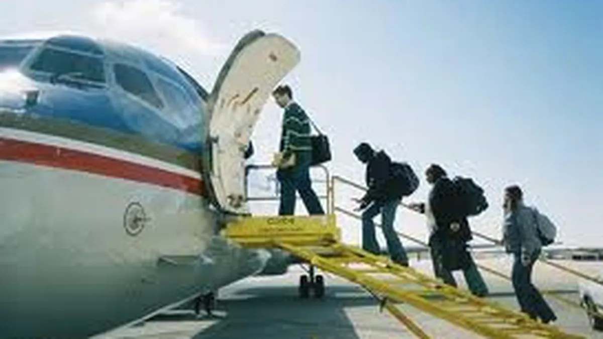 O senatoare franceza propune ridicarea restrictiilor pe piata muncii pentru romani si bulgari