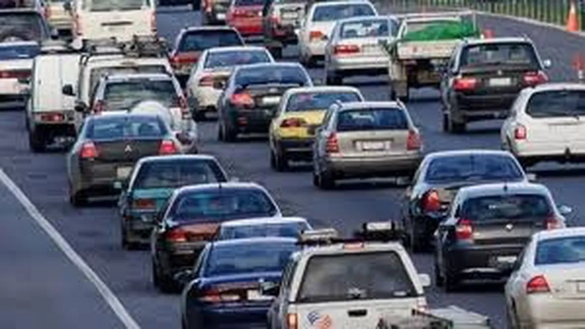 Guvernul va adopta un act prin care sa restituie taxa auto incasata ilegal