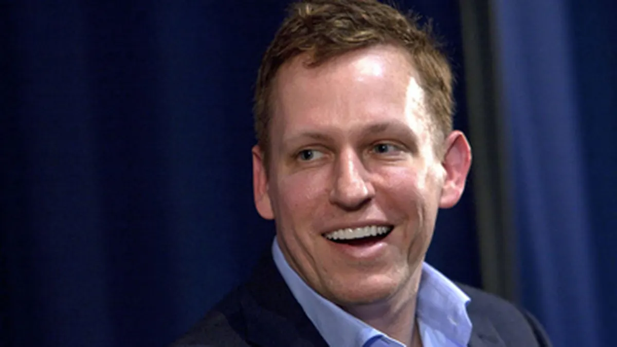 Un director al Facebook si-a vandut majoritatea actiunilor pentru 400 mil. dolari